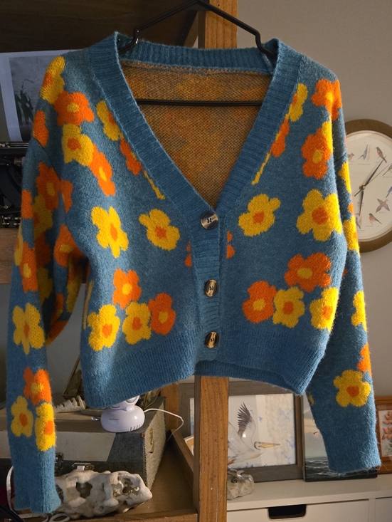 Sweaters - Blue Floral V‑Neck Button Cardigan Sweater